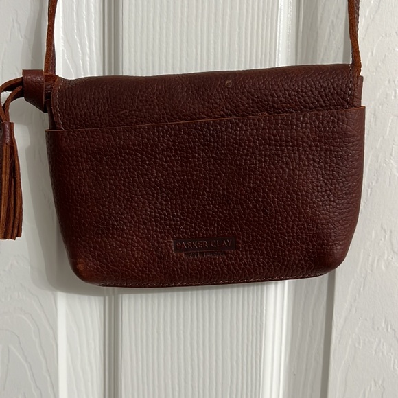 Like new Parker clay Everly crossbody purse - Picture 4 of 5